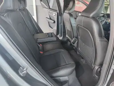Volvo XC 40 2019 - 23850 EUR, 132000 km - AUTO.MOTO.pt - 132000km - foto 14 de 35