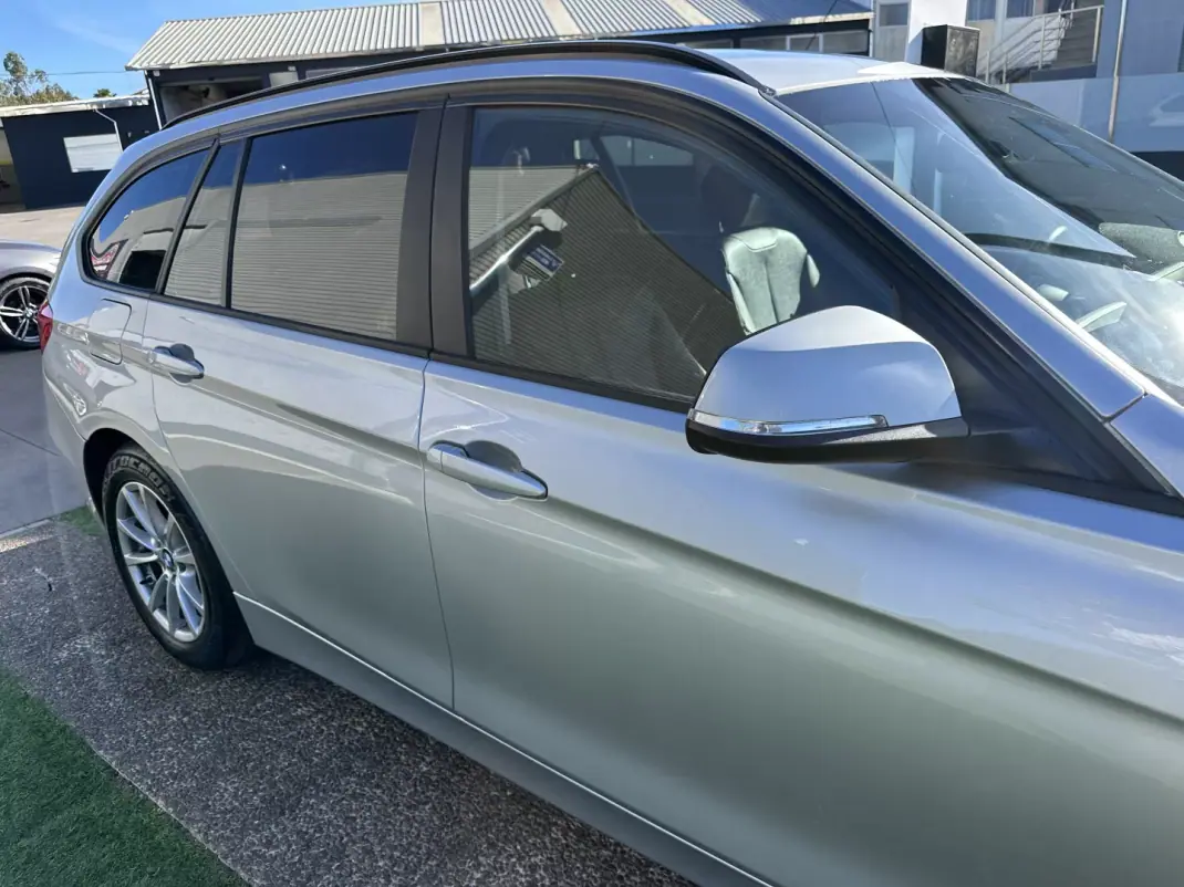 BMW 318 2014 - 10900 EUR, 260000 km - 260000km - foto 18 de 58