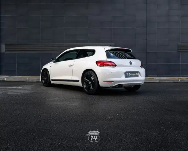 Volkswagen Scirocco 2013 - 16990 EUR, 153299 km - AUTO.MOTO.pt - 153299km - foto 20 de 49