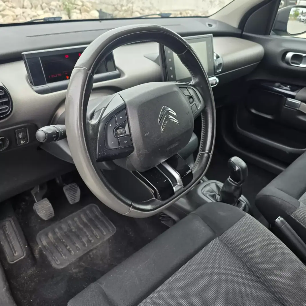 Citroën C4 Cactus 2015 - 8950 EUR, 115928 km - 115928km - foto 18 de 29