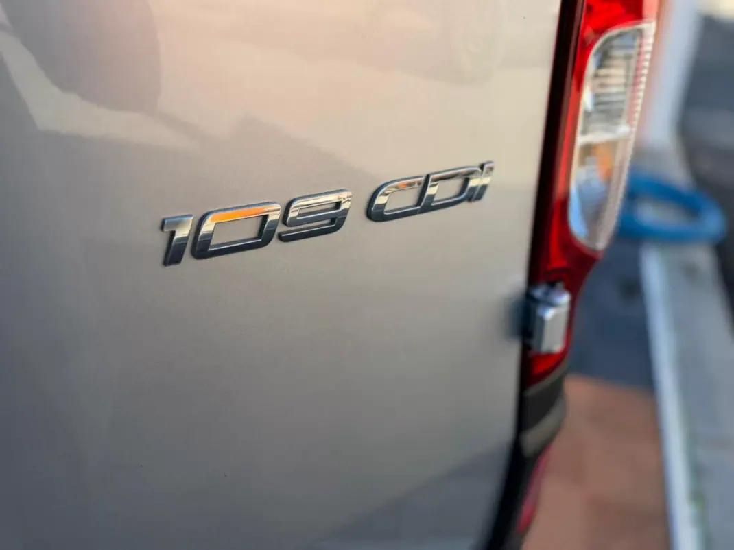 Mercedes-Benz Citan 109 cdi longa c/iva 2019 - 11900 EUR, 153847 km - AUTO.MOTO.pt - 153847km - foto 13 de 13