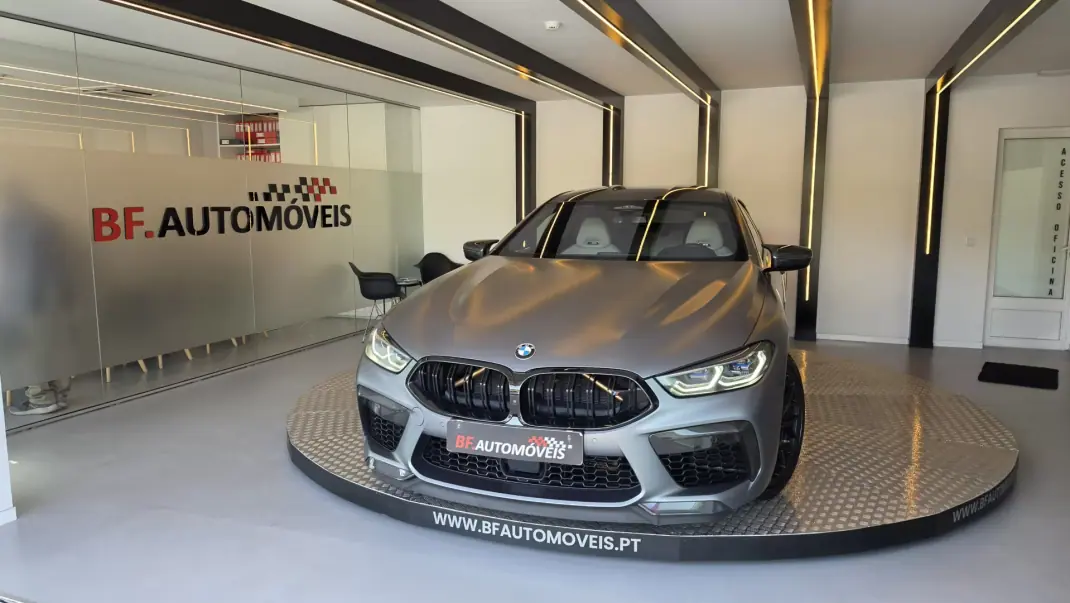 BMW M8 2021 - 114900 EUR, 50082 km - 50082km - foto 11 de 74