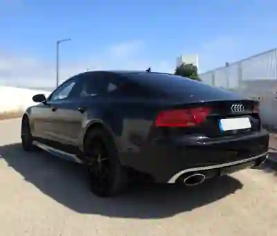 Audi A7 Sportback 2012 - 20000 EUR, 200000 km - AUTO.MOTO.pt - 200000km - foto 6 de 12