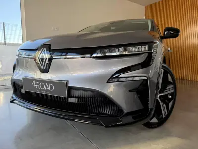 Renault Mégane E-Tech 2022 - 21750 EUR, 129500 km - foto 4 de 101