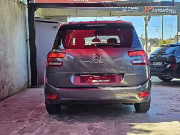 Citroën Grand C4 Spacetourer 2019 - 12750 EUR, 109500 km - AUTO.MOTO.pt - 109500km - foto 16 de 16