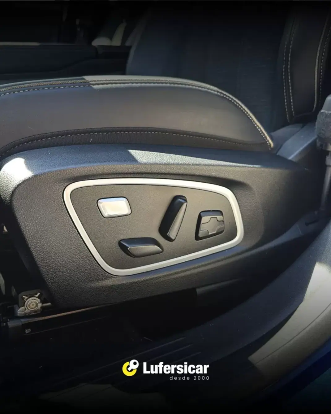 Renault Austral 2023 - 27500 EUR, 28000 km - 28000km - foto 5 de 9