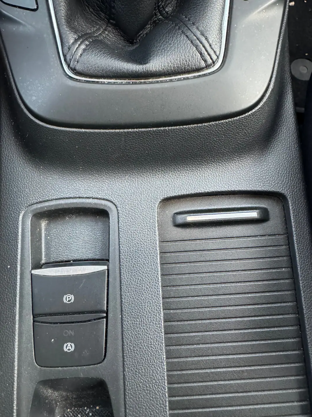 Ford Focus SW 2019 - 14650 EUR, 110600 km - 110600km - foto 5 de 15