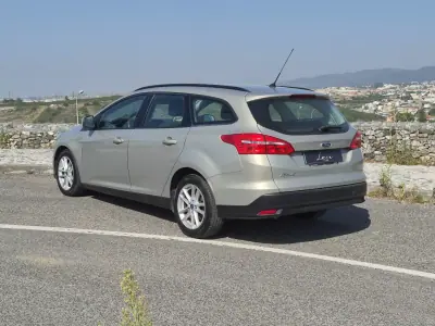 Ford Focus SW 2016 - 10250 EUR, 142148 km - 142148km - foto 6 de 20