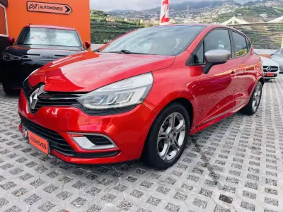 Renault Clio 2018 — foto 3 de 12