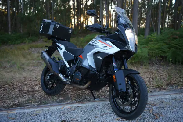 KTM 1290 Super Adventure 2023 - 17990 EUR, 32000 km - AUTO.MOTO.pt - 32000km - foto 37 de 46