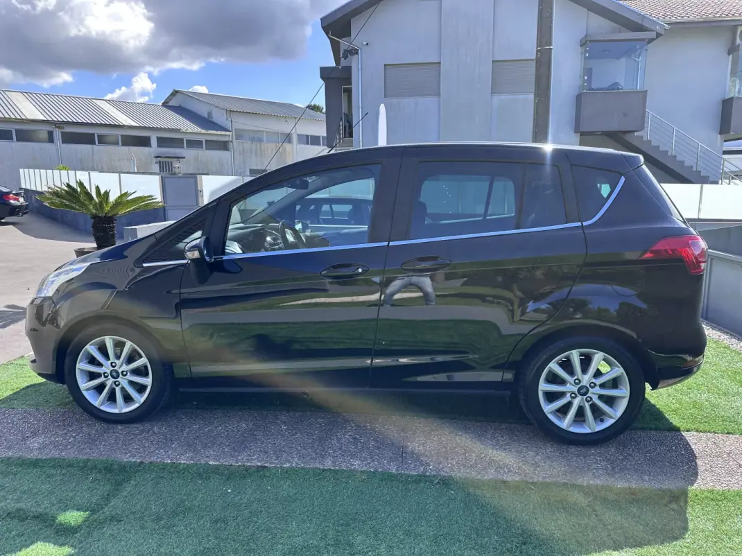 Ford B-Max 2017 - 9900 EUR, 130000 km - AUTO.MOTO.pt - 130000km - foto 16 de 53