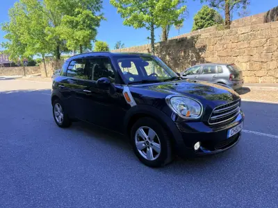 MINI Countryman 2016 - 10950 EUR, 221000 km - AUTO.MOTO.pt - 221000km - foto 2 de 13