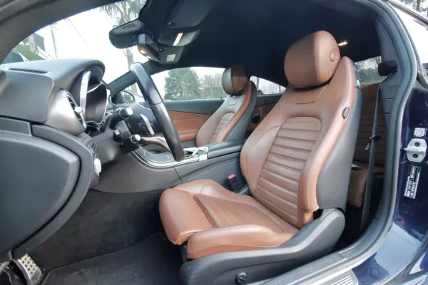 Mercedes-Benz C 220 2016 - 29990 EUR, 175000 km - AUTO.MOTO.pt - 175000km - foto 15 de 44