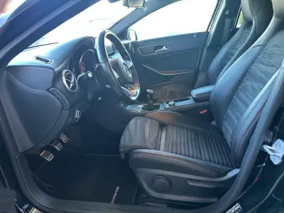 Mercedes-Benz A 180 2017 - 19900 EUR, 108222 km - AUTO.MOTO.pt - 108222km - foto 15 de 32