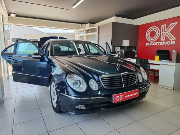 Mercedes-Benz E 220 2003 - 6950 EUR, 378000 km - AUTO.MOTO.pt - 378000km - foto 19 de 38