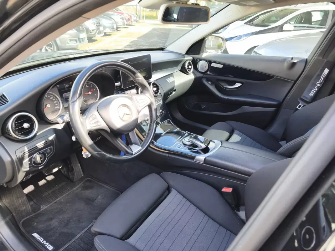 Mercedes-Benz C 200 2015 - 17900 EUR, 192000 km - AUTO.MOTO.pt - 192000km - foto 14 de 21