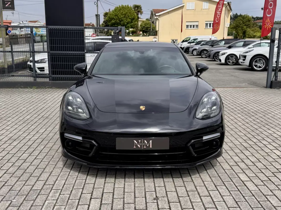 Porsche Panamera 2019 - 75990 EUR, 69000 km - AUTO.MOTO.pt - 69000km - foto 3 de 17