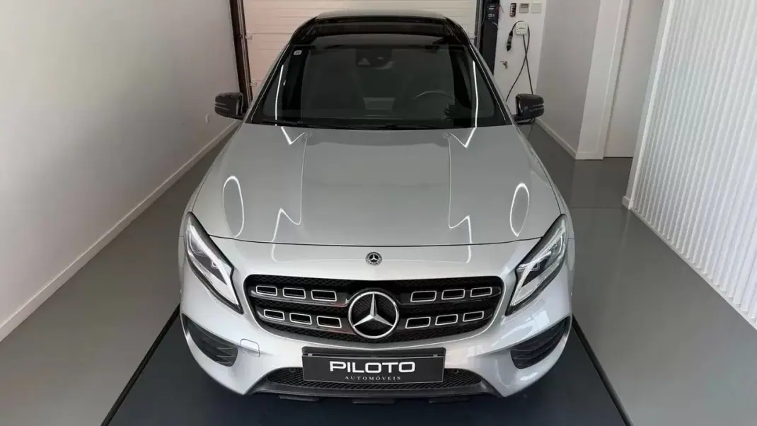 Mercedes-Benz GLA 250 2017 - 26990 EUR, 119434 km - AUTO.MOTO.pt - 119434km - foto 4 de 33