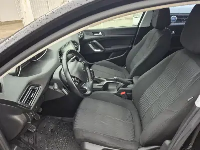 Peugeot 308 SW 2016 - 11900 EUR, 276600 km - AUTO.MOTO.pt - 276600km - foto 7 de 12
