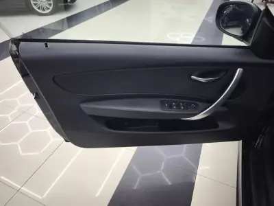 BMW 118 2012 - 13950 EUR, 239213 km - AUTO.MOTO.pt - 239213km - foto 22 de 39