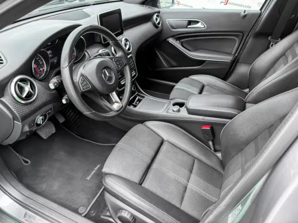 Mercedes-Benz A 180 2018 - 17990 EUR, 105300 km - AUTO.MOTO.pt - 105300km - foto 15 de 20