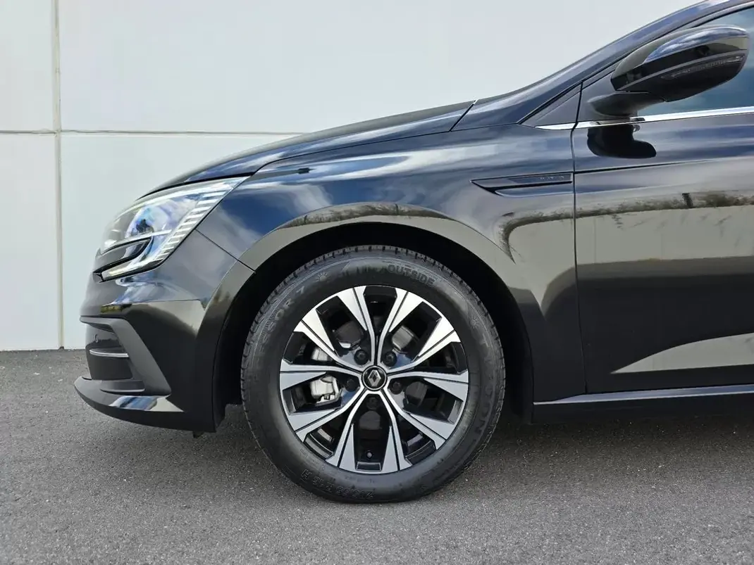 Renault Mégane 2021 - 15400 EUR, 63000 km - 63000km - foto 5 de 30