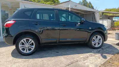 Nissan Qashqai 2012 - 8500 EUR, 242080 km - AUTO.MOTO.pt - 242080km - foto 4 de 24