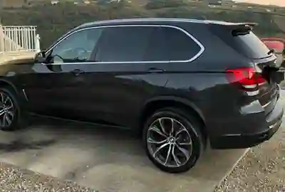 BMW X5 2015 — foto 5 de 10