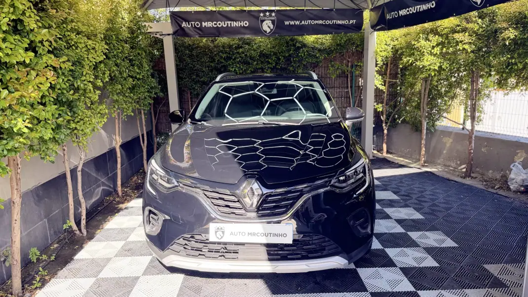 Renault Captur 2023 - 22900 EUR, 24425 km - AUTO.MOTO.pt - 24425km - foto 1 de 22