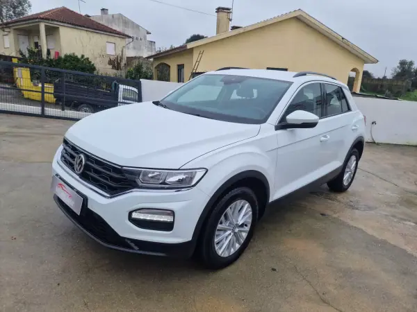 Volkswagen T-Roc 2019 - 19999 EUR, 115000 km - AUTO.MOTO.pt - 115000km - foto 4 de 31