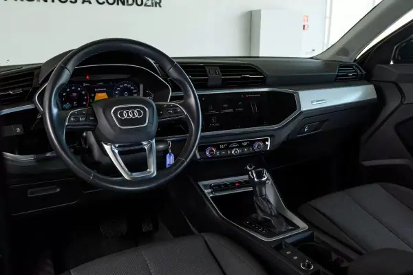 Audi Q3 2022 - 34500 EUR, 58700 km - AUTO.MOTO.pt - 58700km - foto 5 de 27