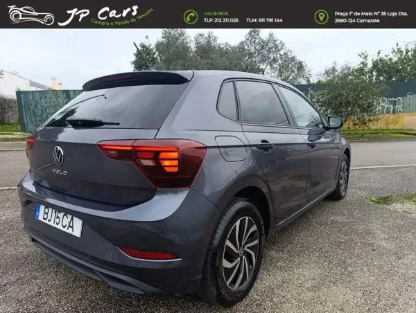 Volkswagen Polo 2024 - 18500 EUR, 52065 km - AUTO.MOTO.pt - 52065km - foto 4 de 13
