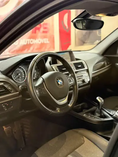 BMW 116 2016 — foto 6 de 8