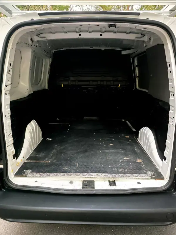 Citroën Berlingo 2020 - 11990 EUR, 155000 km - 155000km - foto 23 de 24