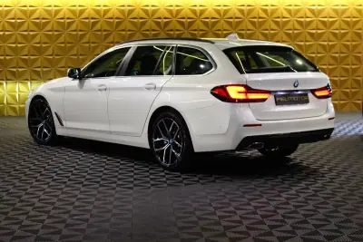 BMW 520 2023 - 27900 EUR, 148000 km - AUTO.MOTO.pt - 148000km - foto 9 de 31