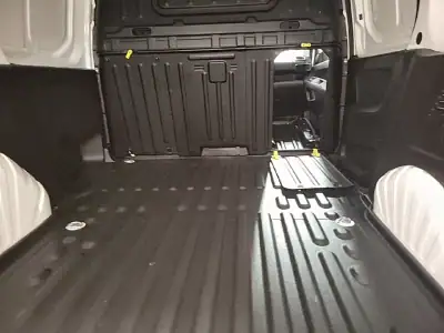 Citroën Berlingo 1.6 HDI Control 2019 - 11400 EUR, 82669 km - AUTO.MOTO.pt - 82669km - foto 16 de 21