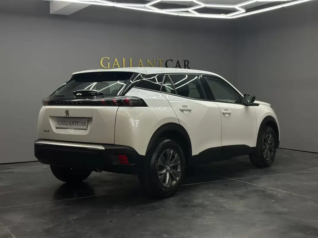 Peugeot 2008 2022 - 17200 EUR, 22770 km - 22770km - foto 5 de 14