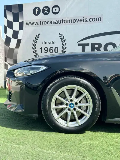 BMW i4 2022 - 34500 EUR, 141612 km - AUTO.MOTO.pt - 141612km - foto 13 de 45