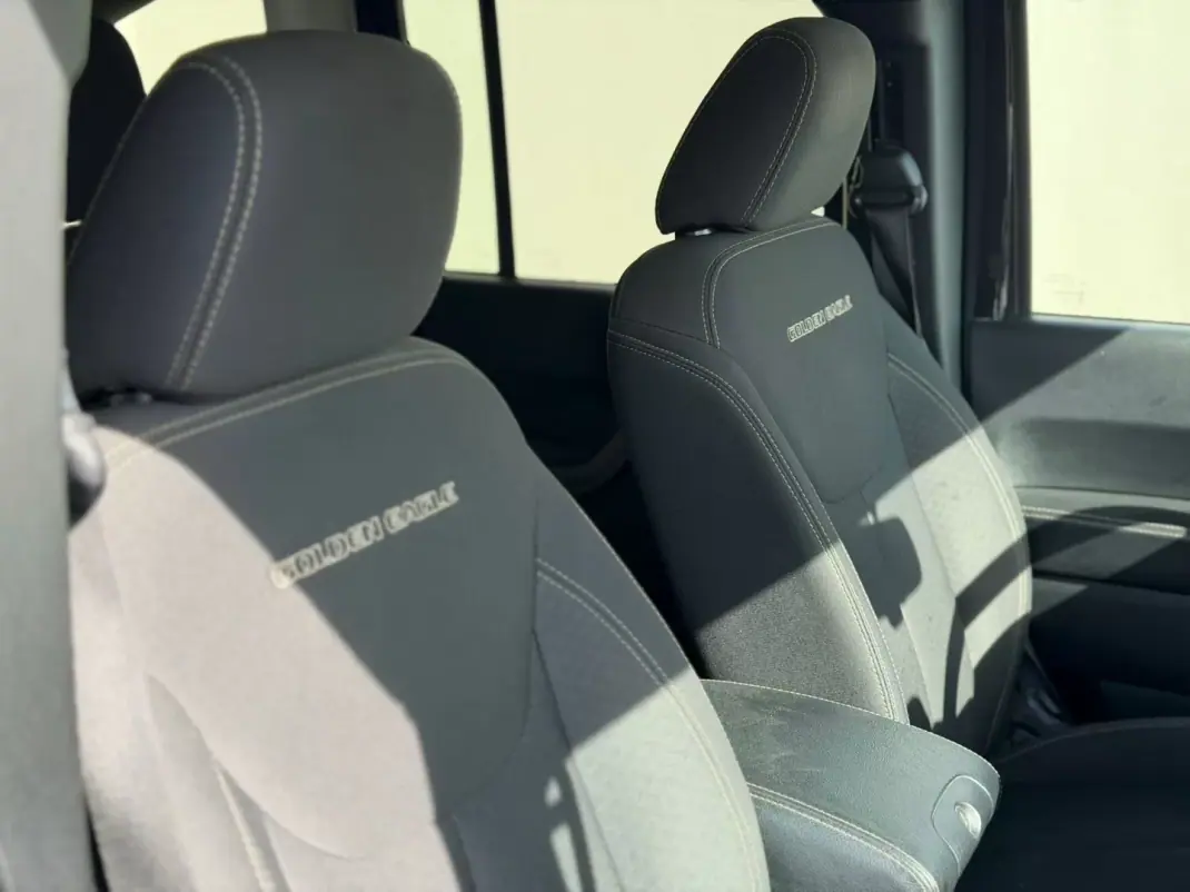 Jeep Wrangler Unlimited 2019 - 48500 EUR, 89000 km - AUTO.MOTO.pt - 89000km - foto 7 de 10