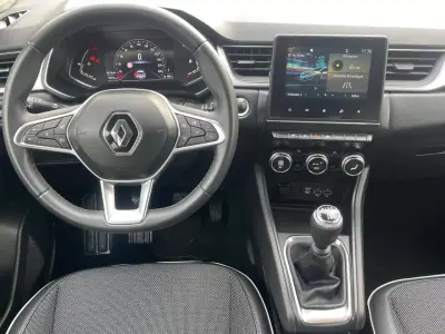 Renault Captur 2022 - 17300 EUR, 93000 km - AUTO.MOTO.pt - 93000km - foto 7 de 12