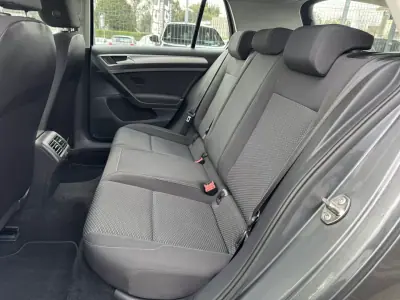 Volkswagen Golf 2019 - 15990 EUR, 95000 km - AUTO.MOTO.pt - 95000km - foto 22 de 27