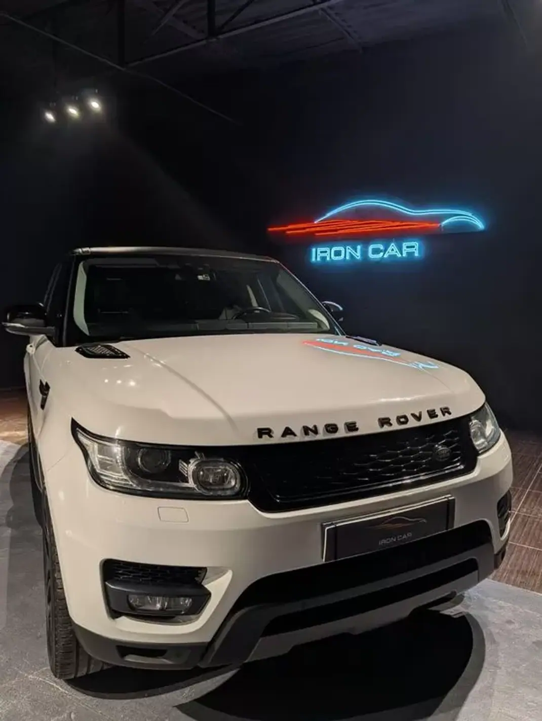 Land Rover Range Rover Sport 2018 - 47900 EUR, 107438 km - AUTO.MOTO.pt - 107438km - foto 2 de 17