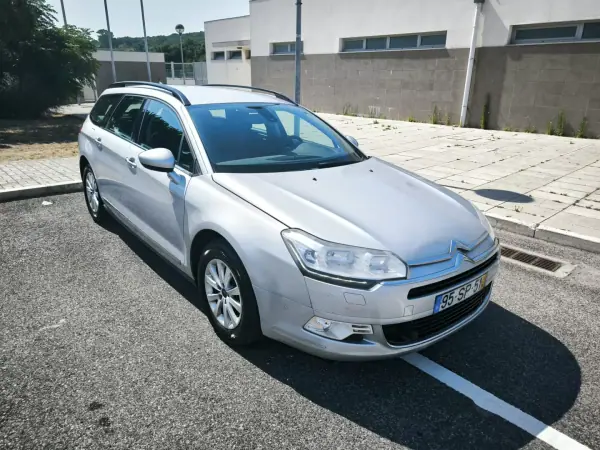 Citroën C5 Tourer 2014 - 8950 EUR, 249314 km - AUTO.MOTO.pt - 249314km - foto 2 de 37