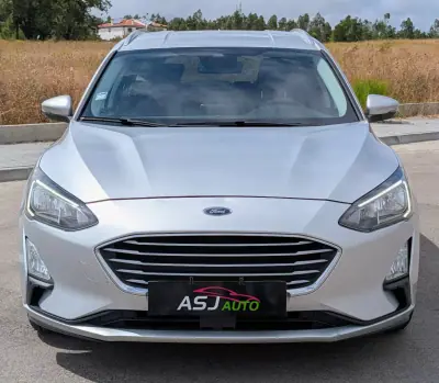 Ford Focus SW 2019 - 8900 EUR, 205714 km - AUTO.MOTO.pt - 205714km - foto 3 de 22