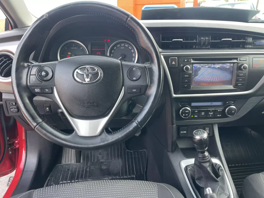 Toyota Auris 2013 - 13950 EUR, 163341 km - AUTO.MOTO.pt - 163341km - foto 10 de 12