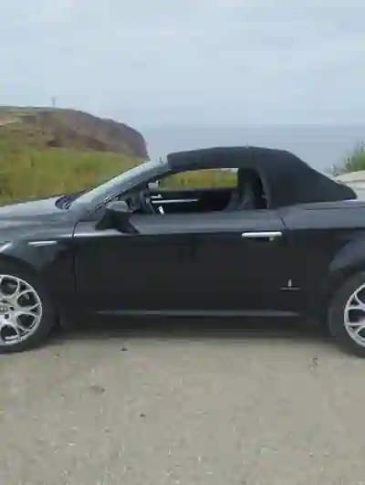 Alfa Romeo Spider 2008 - 15000 EUR, 134000 km - 134000km - foto 3 de 14