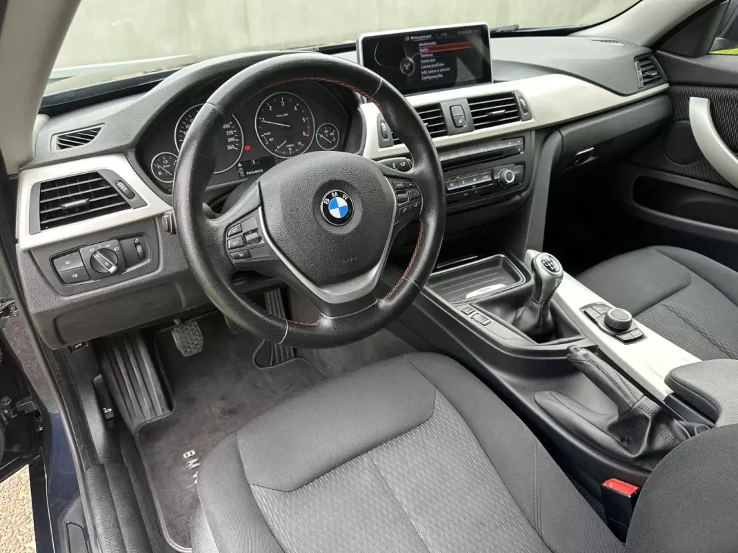BMW 418 Gran Coupé 2015 - 15900 EUR, 293000 km - 293000km - foto 16 de 52