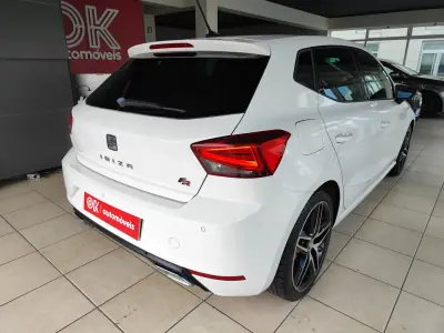 SEAT Ibiza 2020 - 15350 EUR, 34000 km - AUTO.MOTO.pt - 34000km - foto 11 de 38