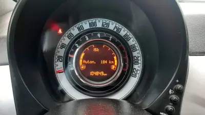 Fiat 500C 2021 - 11490 EUR, 104849 km - AUTO.MOTO.pt - 104849km - foto 39 de 45