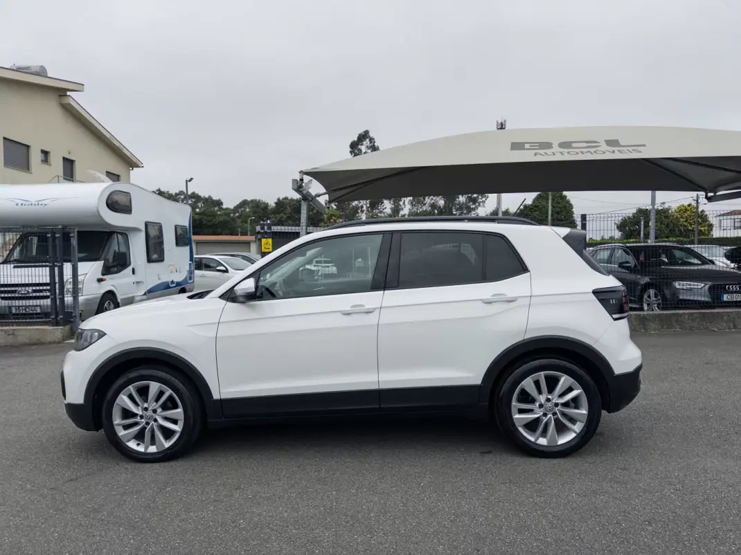 Volkswagen T-Cross 2019 - 17990 EUR, 105000 km - 105000km - foto 4 de 39